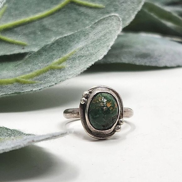 Vintage STERLING SILVER Handmade Natural Stone Green Turquoise Ring Sz 6